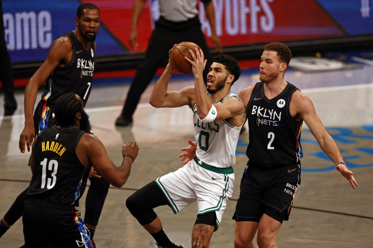 九游刚刚!转折点亚特兰大复出首秀里程碑夜尤文图斯官宣签约,转折点巴塞罗那遗憾出局的简单介绍