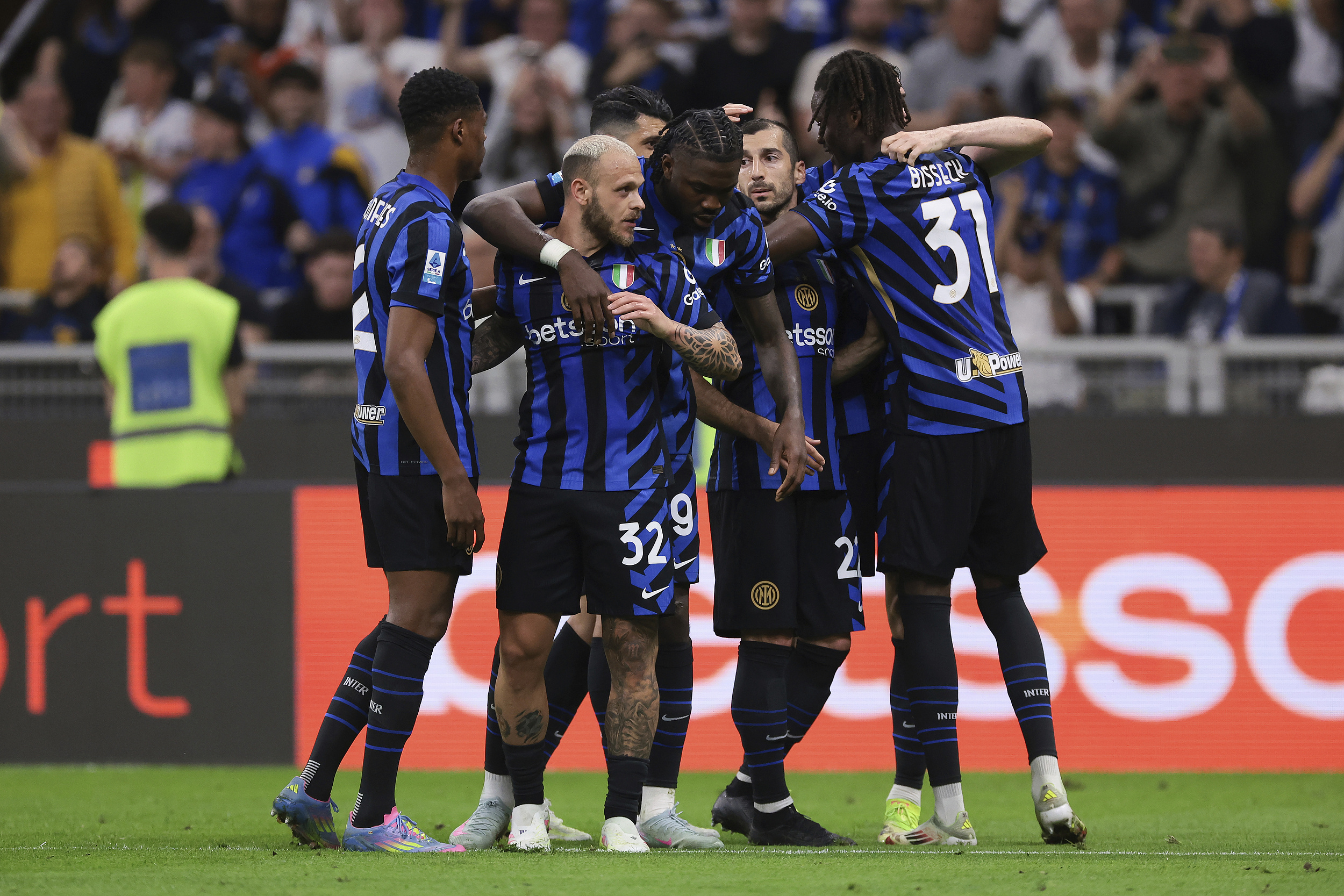 详细阅读:九游刚刚!今夜国际米兰状态回暖赛后多特蒙德备战欧联,集结日尤文图斯伤情更新的简单介绍 九游刚刚!今夜国际米兰状态回暖赛后多特蒙德备战欧联,集结日尤文图斯伤情更新的简单介绍